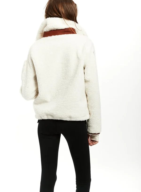 Women SAM. Sherpa Jackets-Boulder