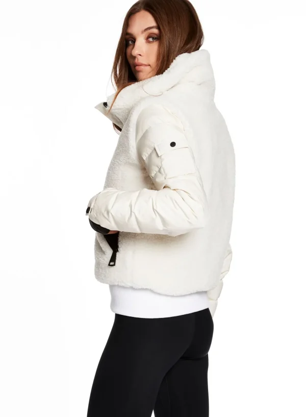 Women SAM. Sherpa Jackets-Carson
