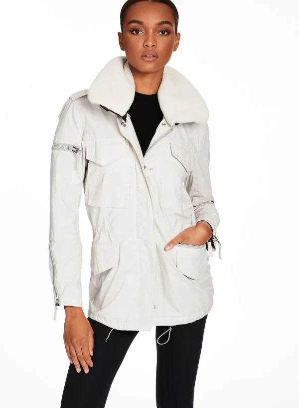 Women SAM. Parkas-Kate