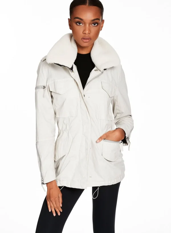 Women SAM. Parkas-Kate