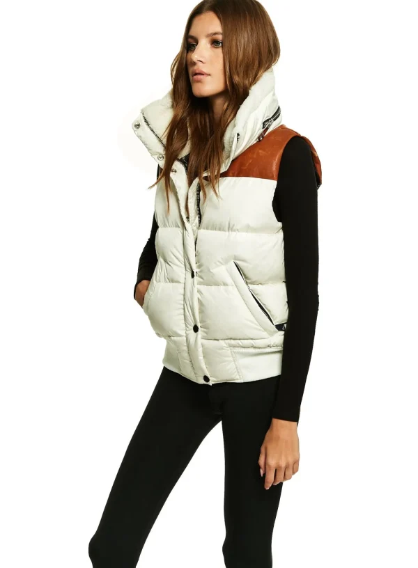 Women SAM. Down With Trim-Sawyer Vest