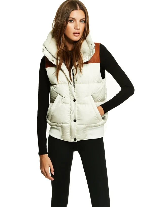 Women SAM. Down With Trim-Sawyer Vest