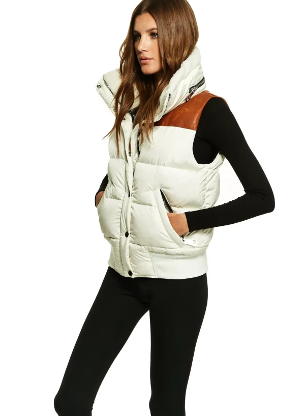 Women SAM. Down With Trim-Sawyer Vest